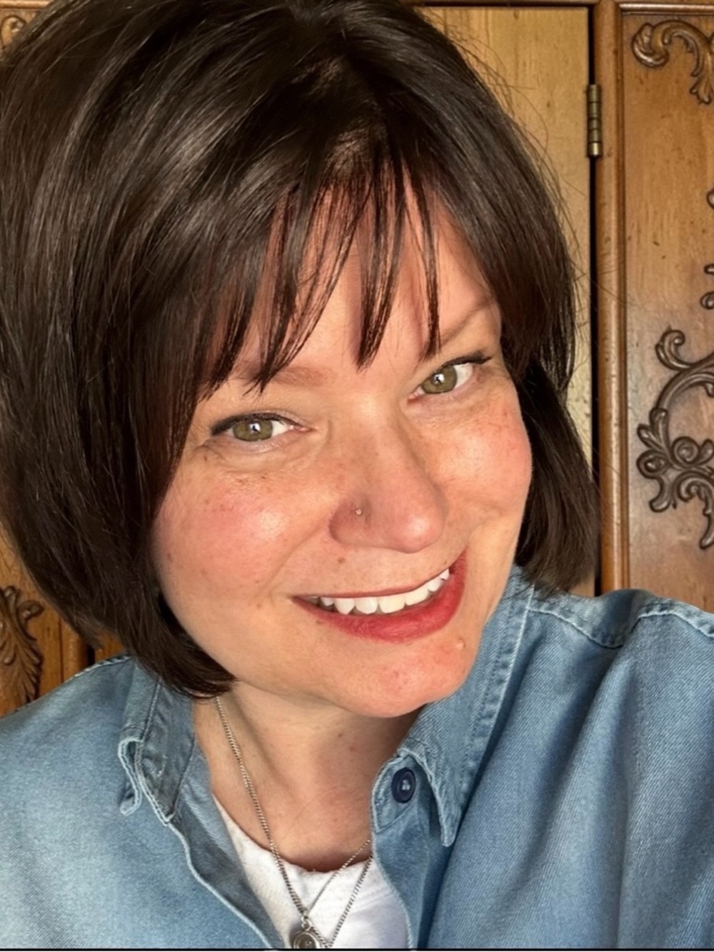 Meet your Posher, April